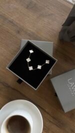 white rose bracelet - Image 3